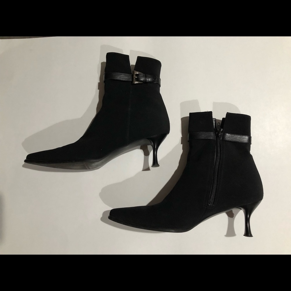 Women kitten heel